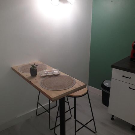 Joli Studio En Centre Ville Narbonne Buitenkant foto